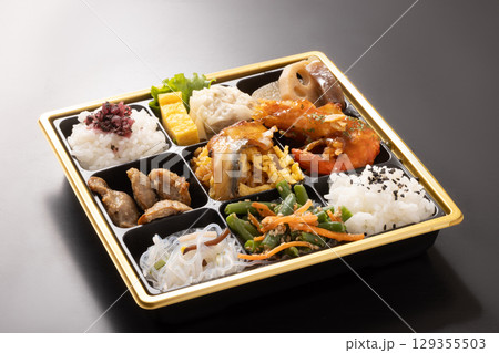 彩り弁当 129355503