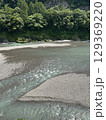 奈良県 山間部を流れる清流 129369220