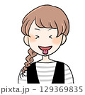 三つ編みボーダーの女性あっかんべー 129369835
