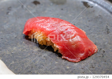 鮪の寿司 鮪の寿司 129370454