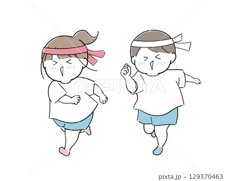 運動会で走る男女の子どもセット 129370463