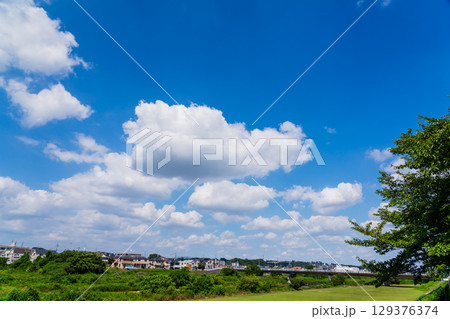 夏空の風景 129376374
