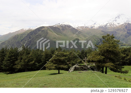 Mount Kazbek is located in the eastern part of the Central Caucasus. Mount Kazbek is located in the eastern part of the Central Caucasus. 129376927