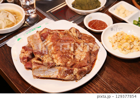 Korean barbecue. marinated beef rib bbq 129377854