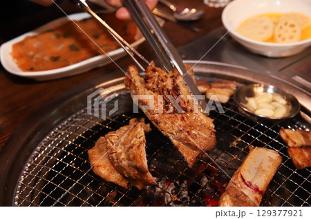 Korean barbecue. marinated beef rib bbq 129377921