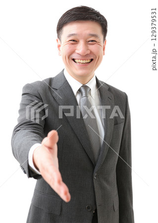 スーツ姿の日本人男性ビジネスパーソンのポートレート(透過背景)|男性,スーツ,ビジネス,背景透過,人 スーツ姿の日本人男性ビジネスパーソンのポートレート(透過背景)|男性,スーツ,ビジネス,背景透過,人 129379531
