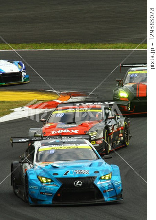 スーパーGT レーシングカー 129383028