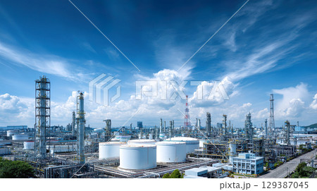 石油コンビナートのイメージ01 129387045