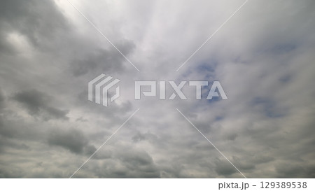 Explore the Artistic and Dynamic Cloudscapes Depicted Through Overcast Sky Images Explore the Artistic and Dynamic Cloudscapes Depicted Through Overcast Sky Images 129389538