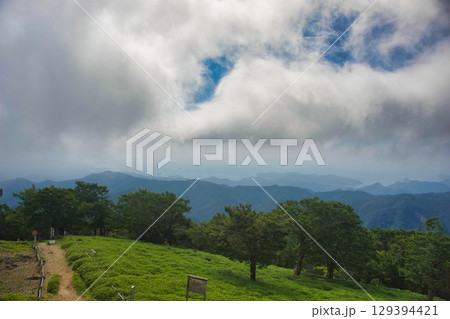 大台ヶ原の風景 129394421