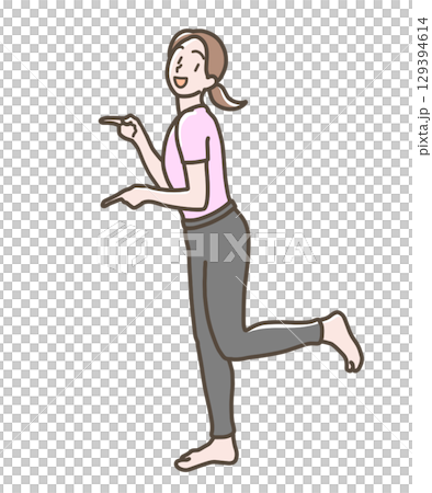 一位身穿瑜珈服的女士指著 129394614