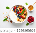 ヘルシー朝ごはん 129395604