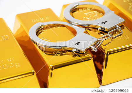 手錠 金の延べ棒 129399065