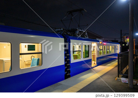 四日市あすなろう鉄道《新260系 なろうブルー 》【西日野駅停車中】 四日市あすなろう鉄道《新260系 なろうブルー 》【西日野駅停車中】 129399509