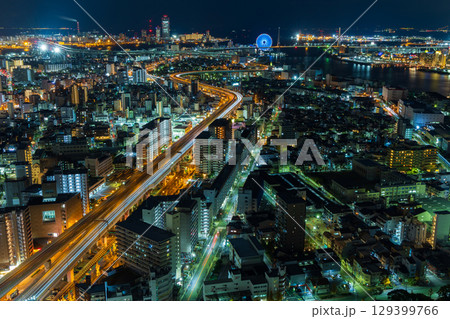 大阪夜景　大阪ベイタワーから大阪湾方面を望む 129399766