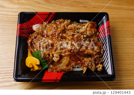 牛カルビ焼肉弁当 牛カルビ焼肉弁当 129401443