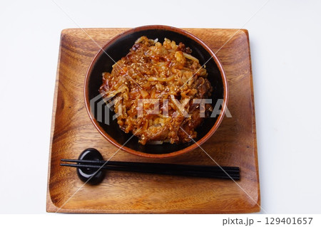 カルビ丼 129401657