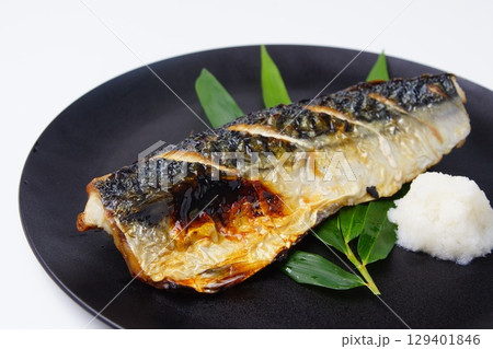 鯖の塩焼き 129401846