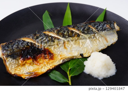 鯖の塩焼き 129401847