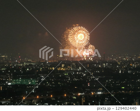 （東京・練馬）　タワーマンションからみる都会の花火 129402440