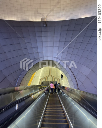 駅 129405299