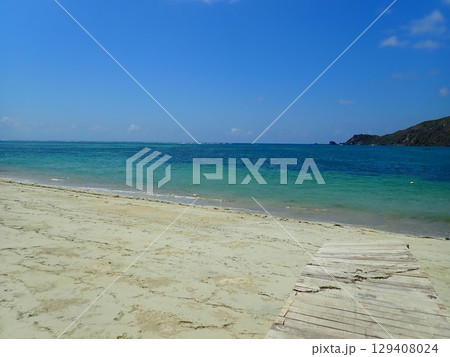 インドネシア ロンボク島 クタのビーチ インドネシア ロンボク島 クタのビーチ 129408024