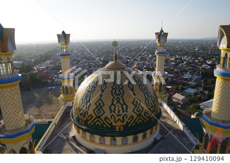 インドネシア　ロンボク島　イスラミックセンターモスク 129410094