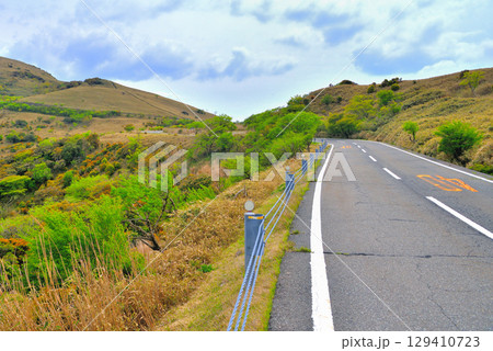 中部地方・伊豆半島・西伊豆スカイライン・車好きに人気の山岳ハイウェイ・静岡県伊豆市土肥(1) 中部地方・伊豆半島・西伊豆スカイライン・車好きに人気の山岳ハイウェイ・静岡県伊豆市土肥(1) 129410723