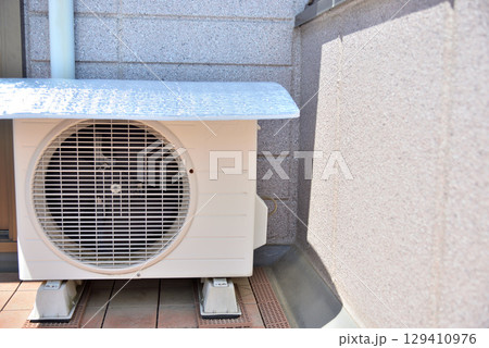 エアコン室外機保護カバーで節電対策（マグネット式） 129410976