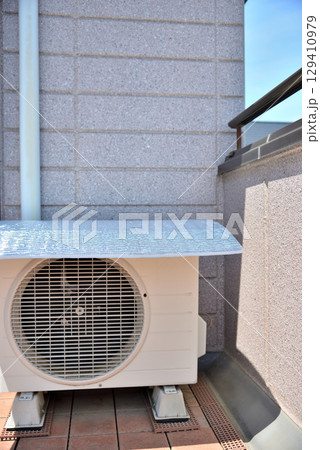 エアコン室外機保護カバーで節電対策（マグネット式） 129410979