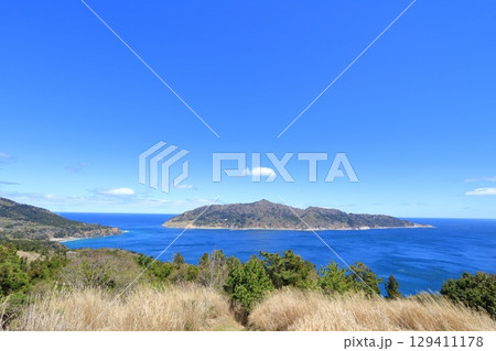 宮城県・石巻市・御番所展望台から眺める金華山 129411178