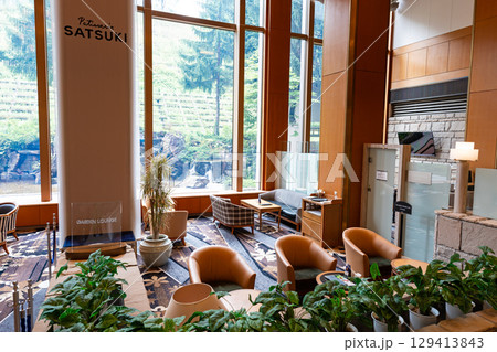ナスパニューオータニ パティスリーSATSUKI ガーデンラウンジの広い空間 新潟県南魚沼郡湯沢町 ナスパニューオータニ パティスリーSATSUKI ガーデンラウンジの広い空間 新潟県南魚沼郡湯沢町 129413843