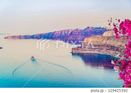 Pool and view of Santorini caldera 129425392