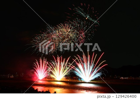 超ウルトラワイドミュージックスターマインのぎふ長良川花火大会 129426400