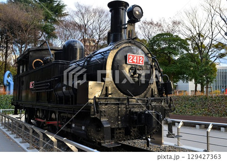 国鉄2100形蒸気機関車　2412号機 129427363