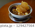 台湾のおやつ、豆花 129427564