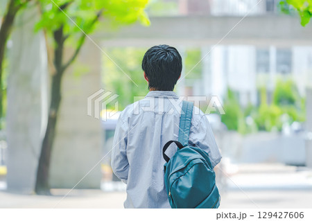 大学生イメージのポートレート 129427606