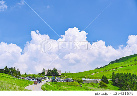 夏の霧ヶ峰高原 車山肩駐車場 夏の霧ヶ峰高原 車山肩駐車場 129431679