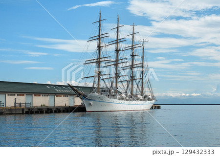 海王丸　小樽港第3号ふ頭 129432333