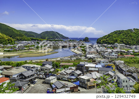 日和佐の街並み　日和佐川河口　日和佐港　徳島県美波町 129432749