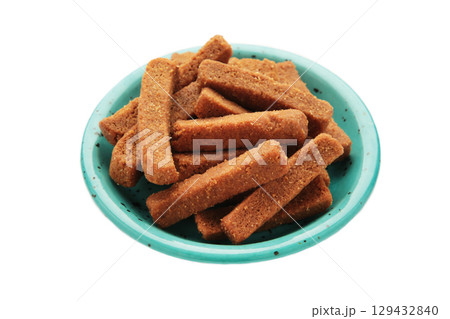 Rye rusks with garlic. Garlik bread snack for beer isolated on white background. Rye rusks with garlic. Garlik bread snack for beer isolated on white background. 129432840