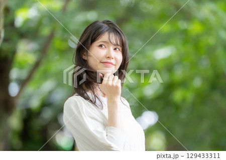 女性　ヘアケア	 129433311