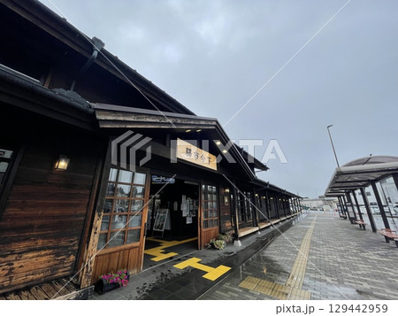 SL大樹の玄関口 昭和レトロな雰囲気の下今市駅 SL大樹の玄関口 昭和レトロな雰囲気の下今市駅 129442959