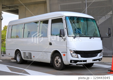 マイクロバス イメージ マイクロバス イメージ 129443045