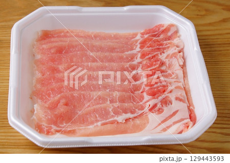国産豚肉ロースしゃぶしゃぶ用 国産豚肉ロースしゃぶしゃぶ用 129443593