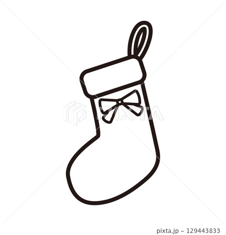 クリスマスの飾る靴下のイラスト（線） 129443833