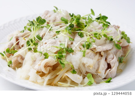 豚肉の冷しゃぶ 豚肉の冷しゃぶ 129444058
