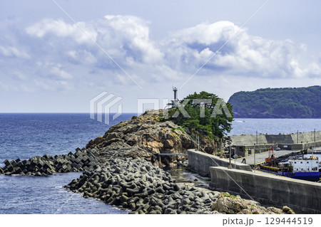 浦富海岸　田後灯台　鳥取県岩美町 129444519