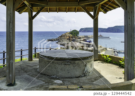 浦富海岸 田後公園第二展望台 鳥取県岩美町 浦富海岸 田後公園第二展望台 鳥取県岩美町 129444542