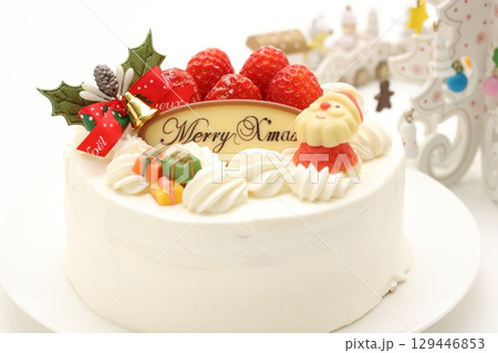 手作りのクリスマスケーキ 129446853